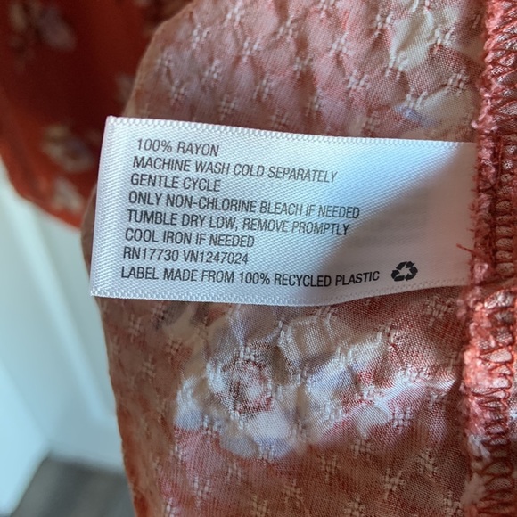 Universal Thread Coral Short Sleeve Dress Mini‎ Floral Wrap - Picture 8 of 11